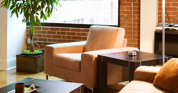 living room table and chairs